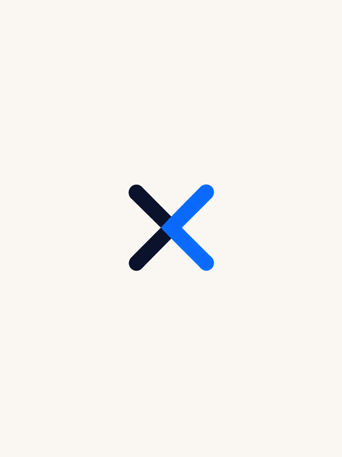Het X-vormige merkteken van The Real Multiple, marineblauw en helderblauw, gecentreerd op warm papier.